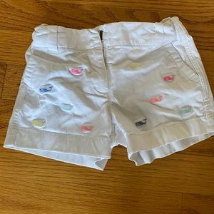 Vineyard Vines white kids shorts
